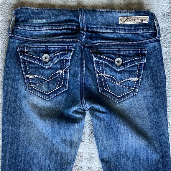 •Refuge• Distressed Skinny Bootcut Jeans - Picture 5 of 15